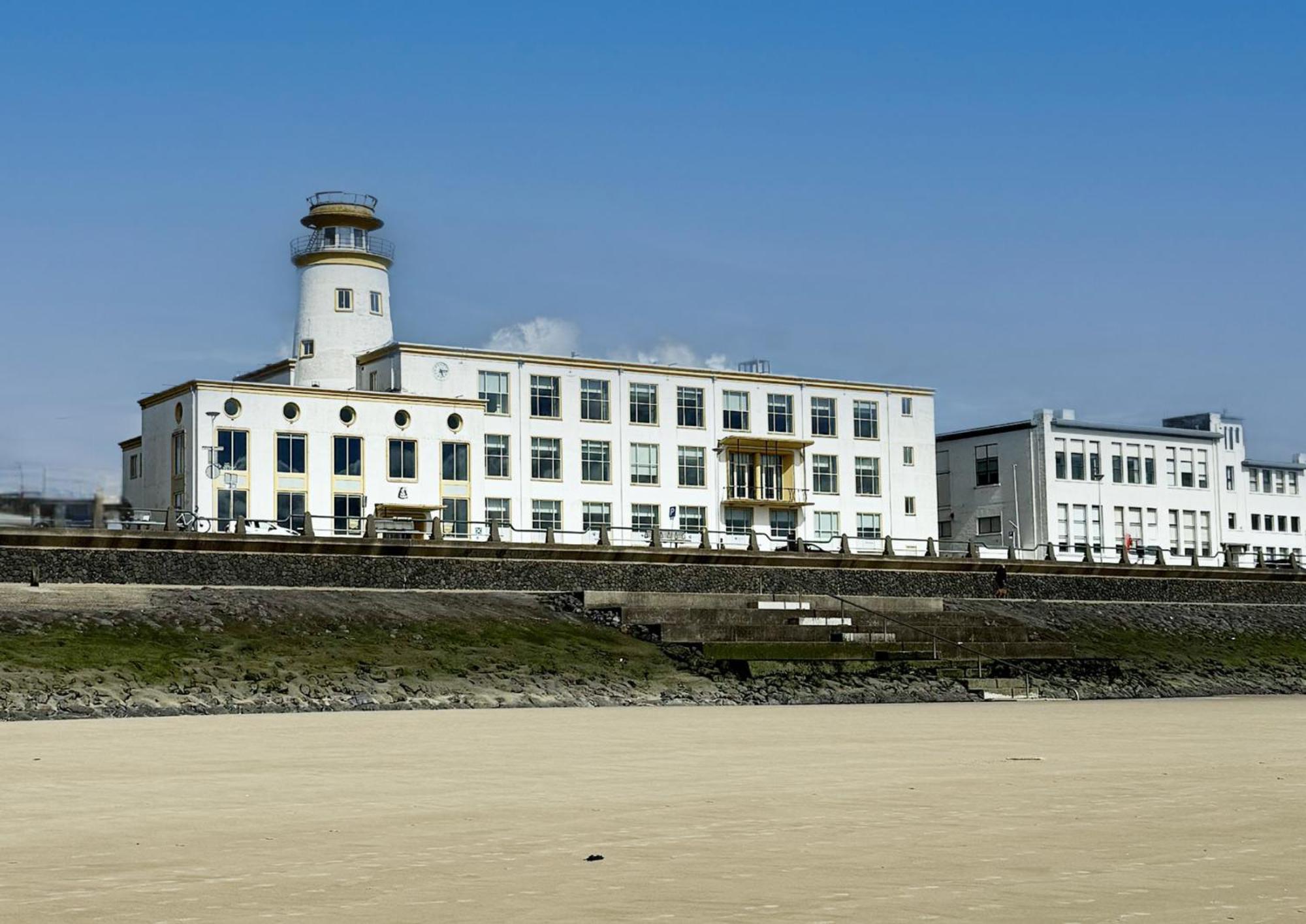 De Zeevaartschool 4*